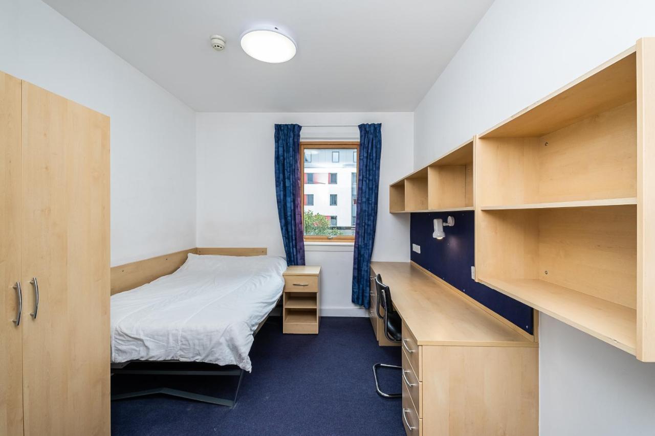 En Suite Rooms, Gillingham - Sk 外观 照片