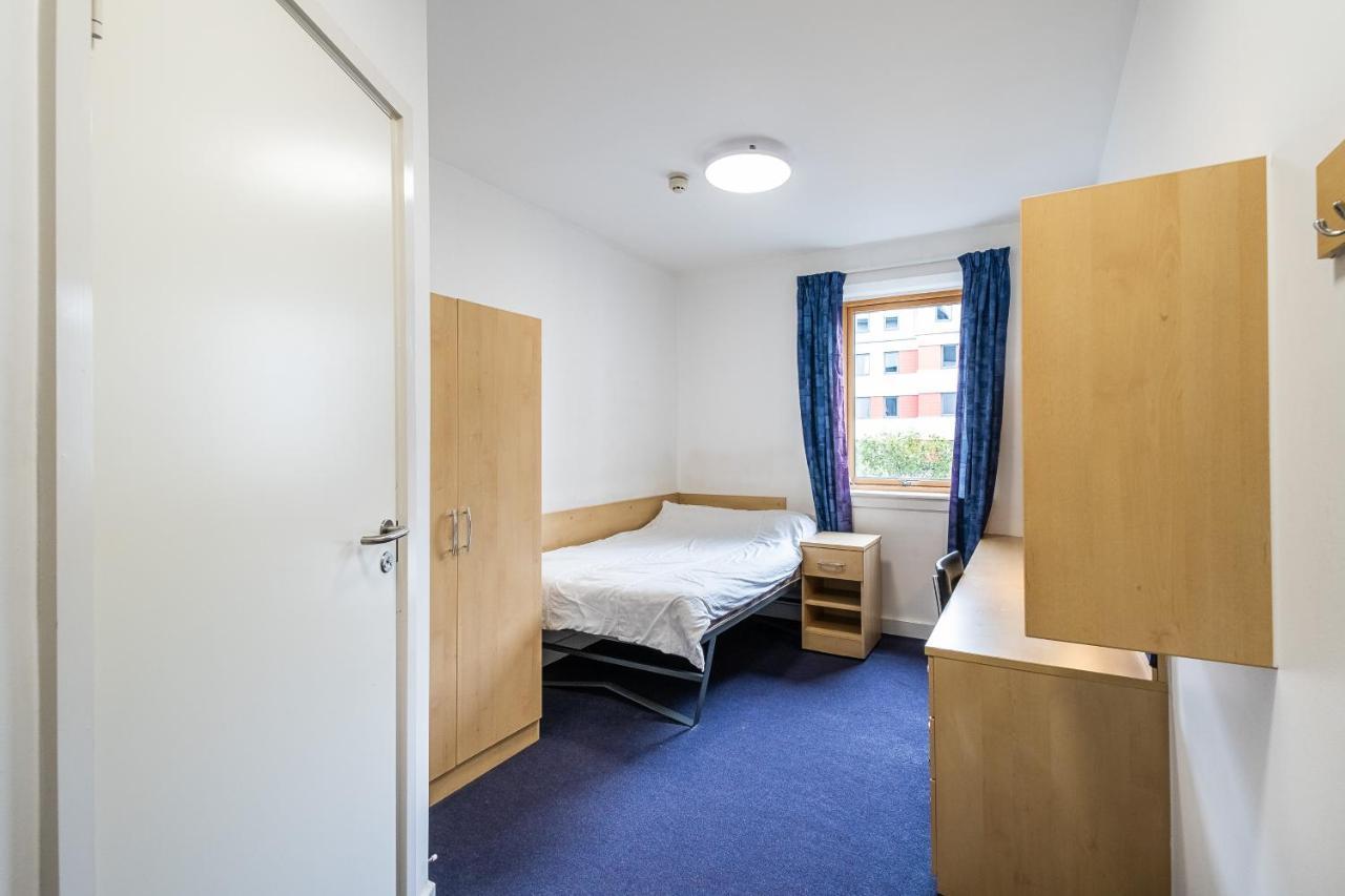 En Suite Rooms, Gillingham - Sk 外观 照片