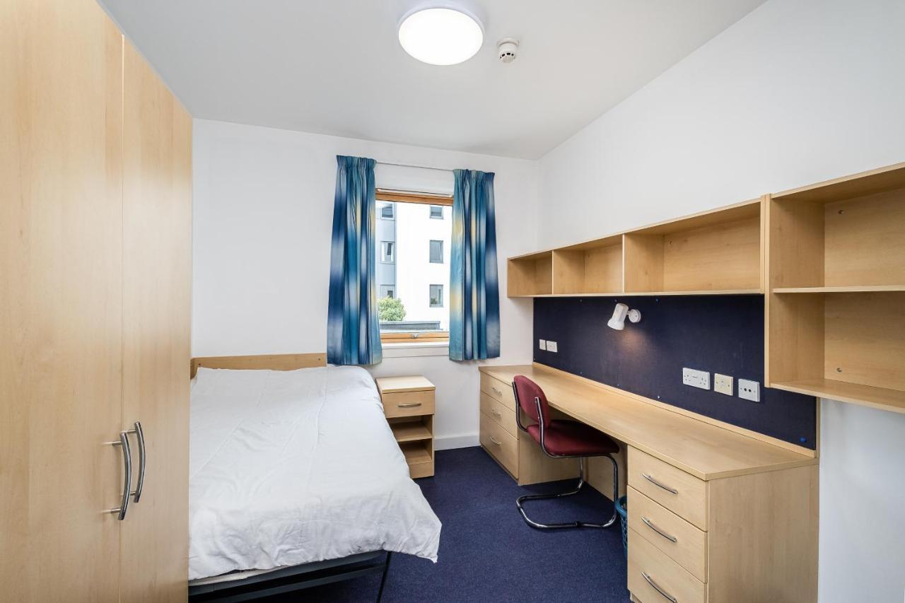 En Suite Rooms, Gillingham - Sk 外观 照片