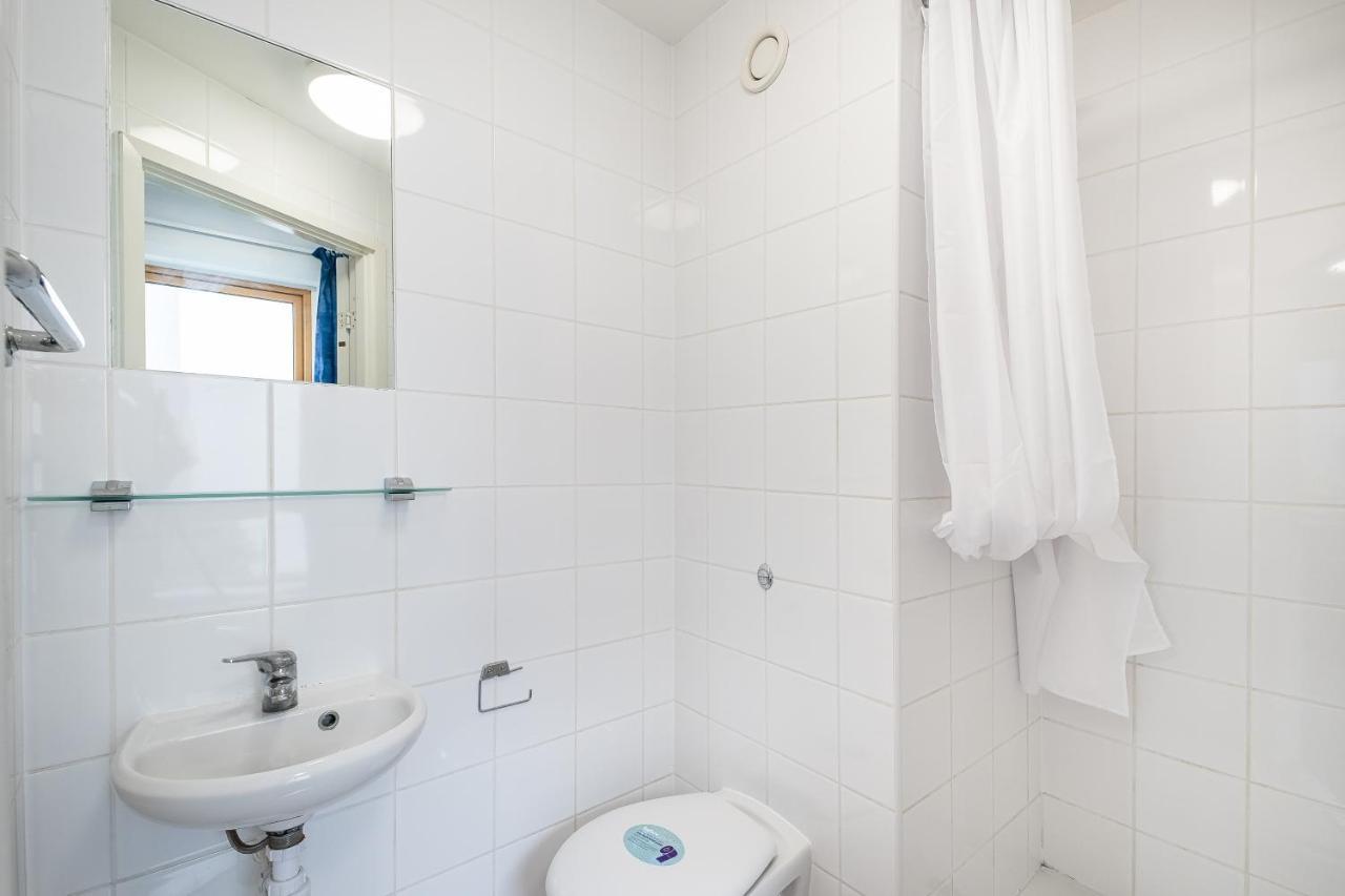 En Suite Rooms, Gillingham - Sk 外观 照片
