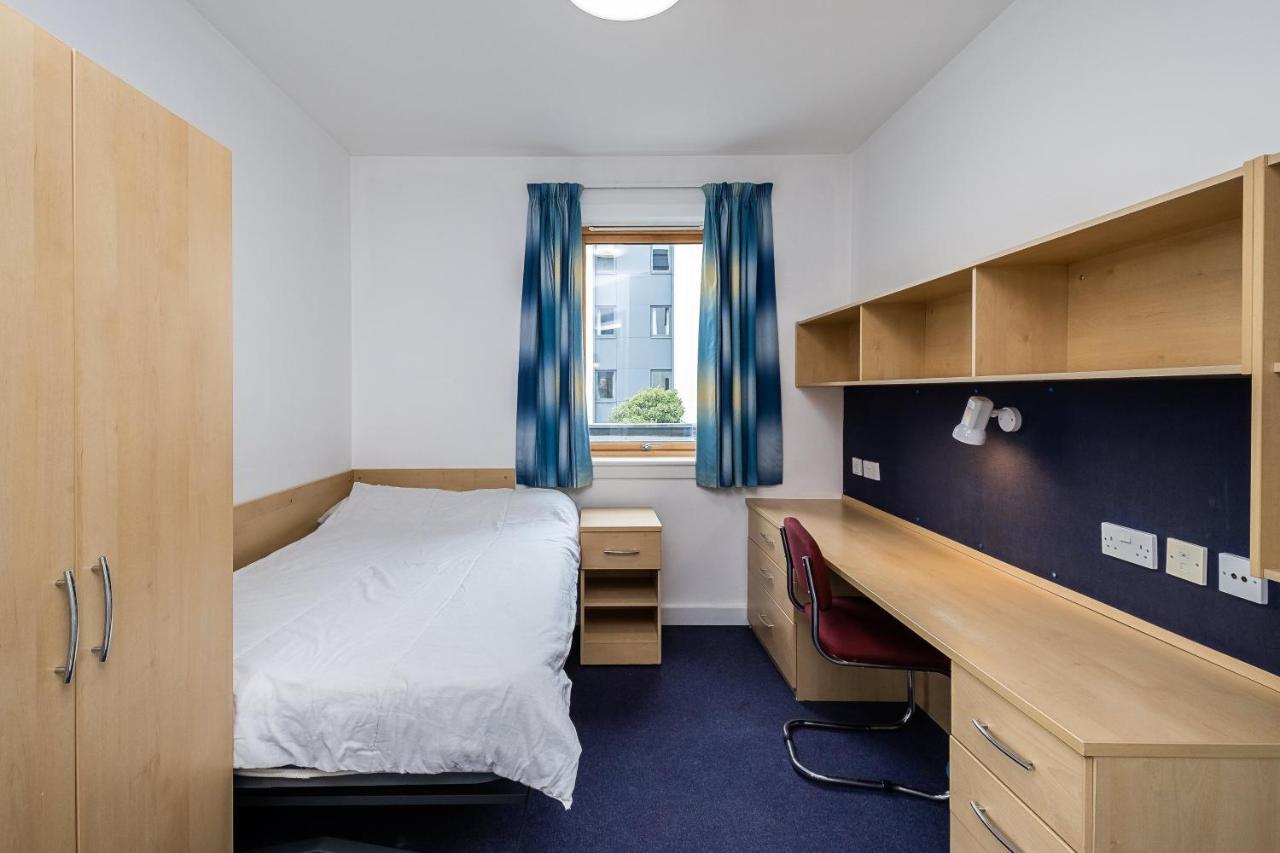 En Suite Rooms, Gillingham - Sk 外观 照片