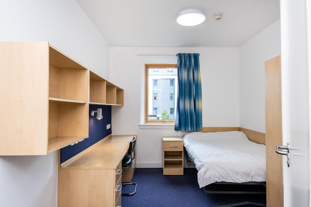 En Suite Rooms, Gillingham - Sk 外观 照片
