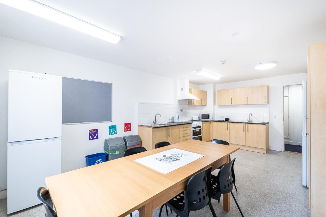 En Suite Rooms, Gillingham - Sk 外观 照片