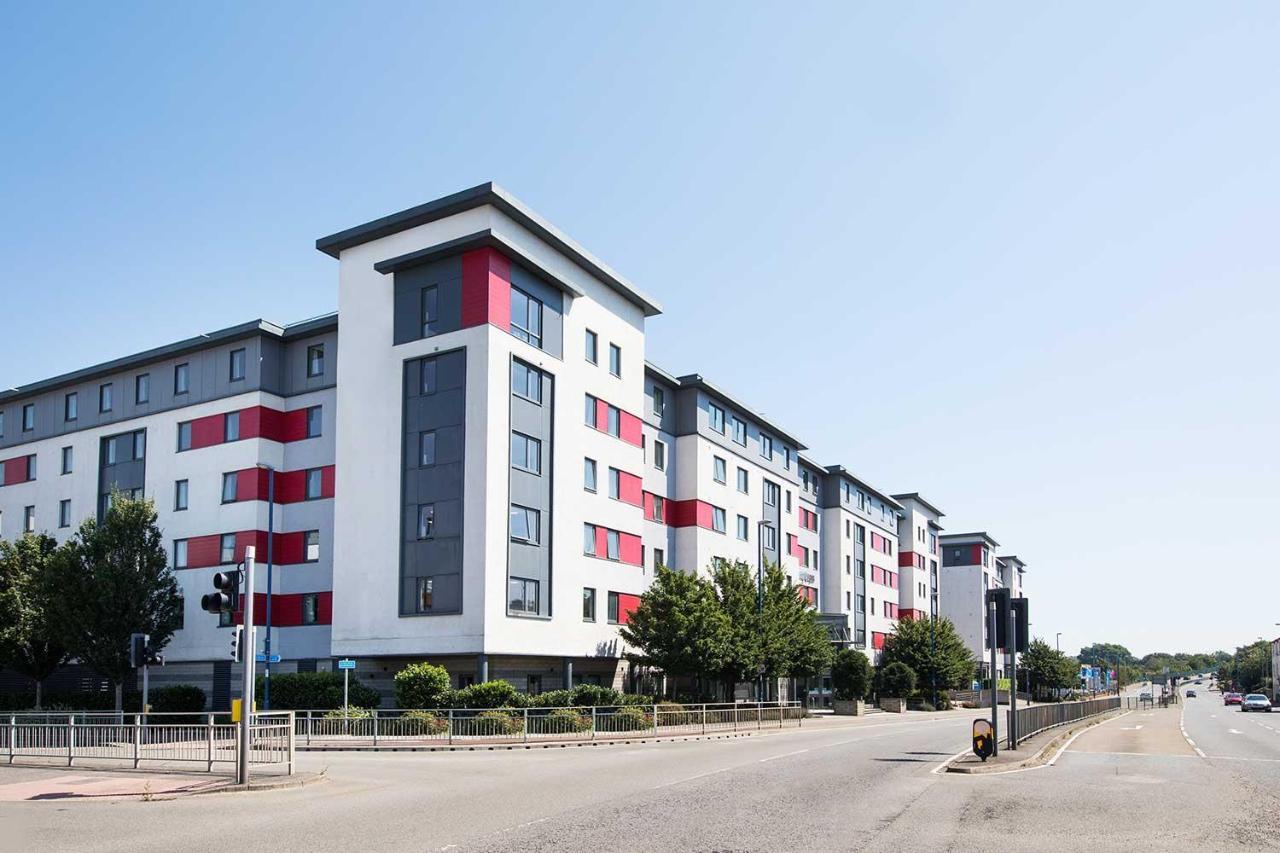 En Suite Rooms, Gillingham - Sk 外观 照片